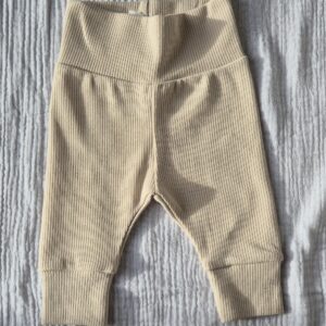 Broekje beige rib