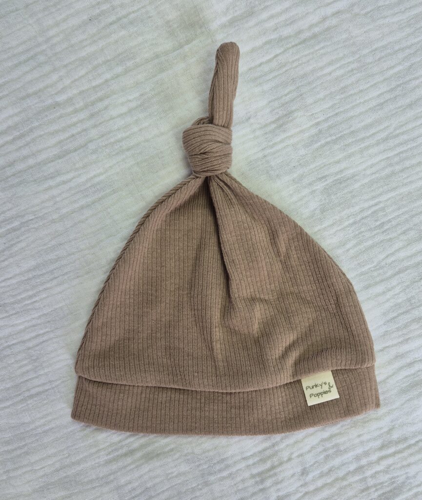 Mutsje taupe