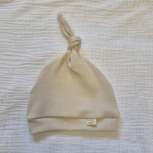 Mutsje beige