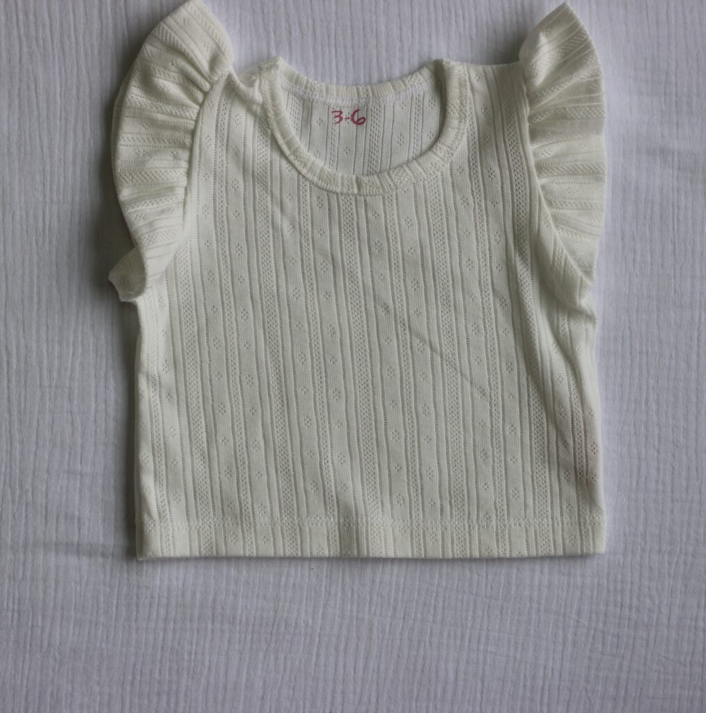 Ruffleshirt wit pointelle